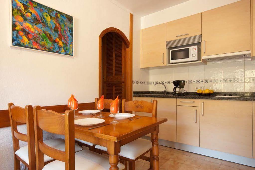 Pinos Altos Apartments Cala San Vicente  Bagian luar foto